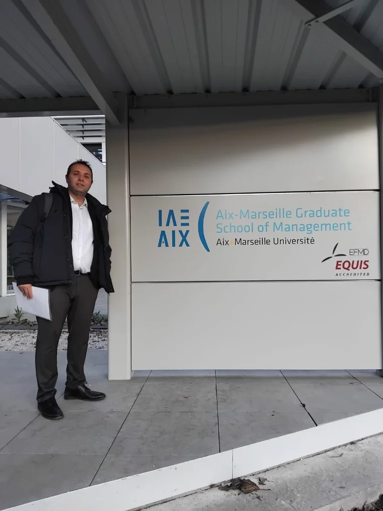 Dr. Mohamad Saab speaking at IAE Aix-Marseille